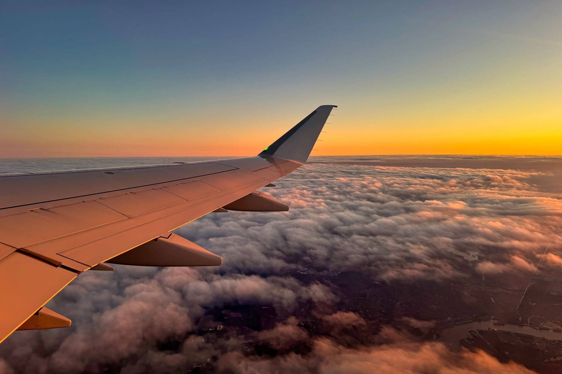 aircraft-above-clouds-adobestock_1521681270