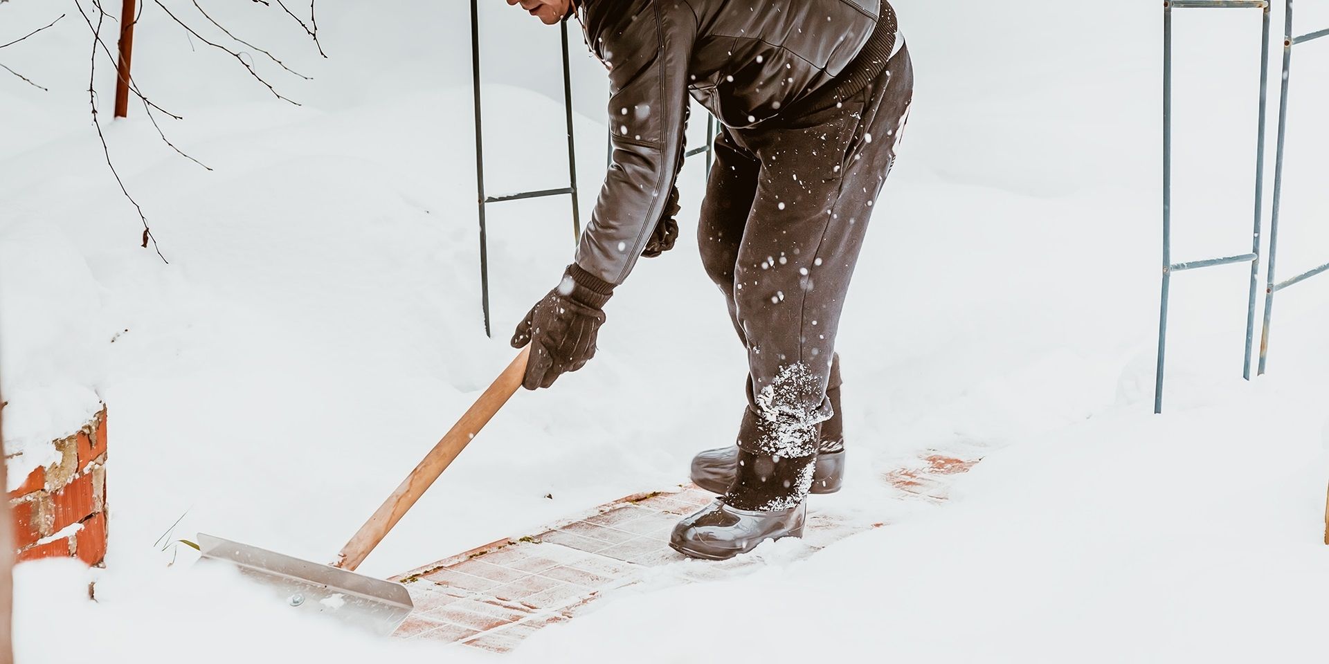man-shovelling-snow